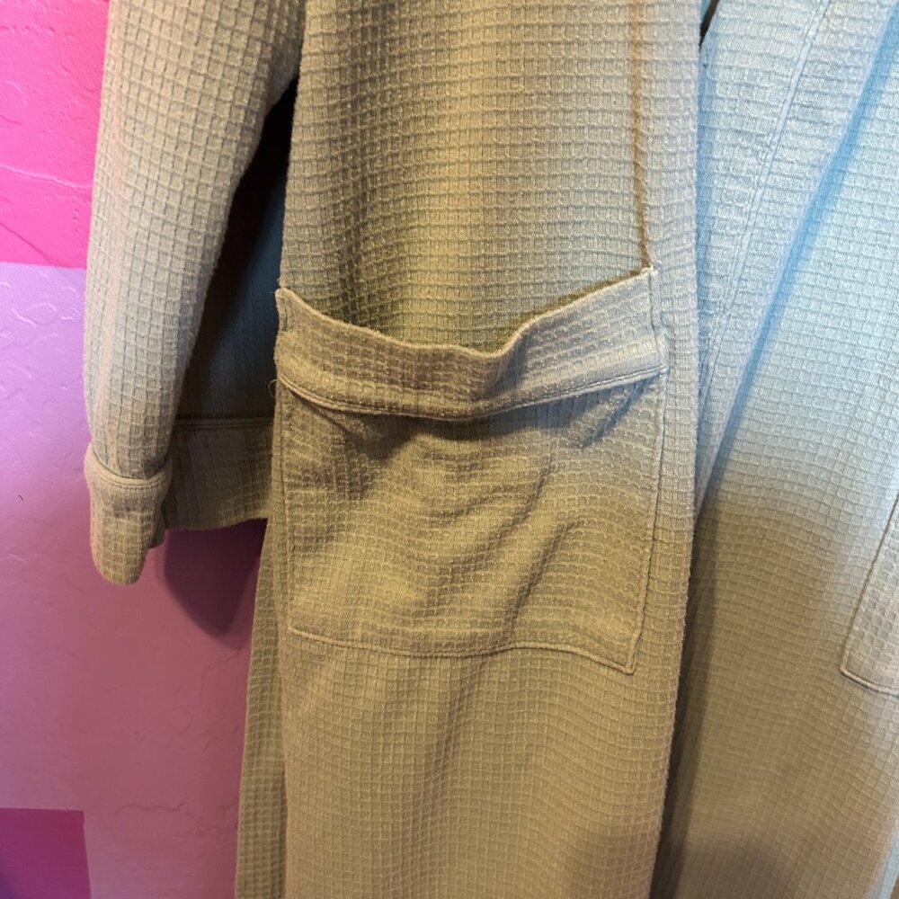 Amazon Essentials Robe - Picture 8 of 10